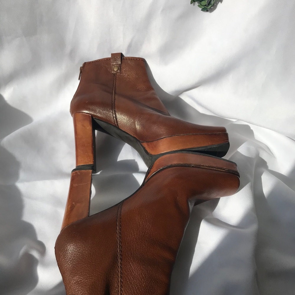 Stuart Weitzman ankle boots - Picture 15 of 15